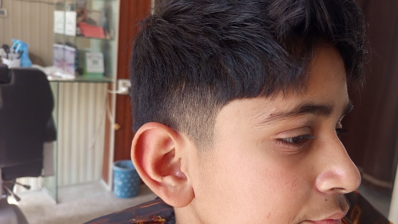 Classic Normal Fade Haircut | Everyday Men’s Hairstyle