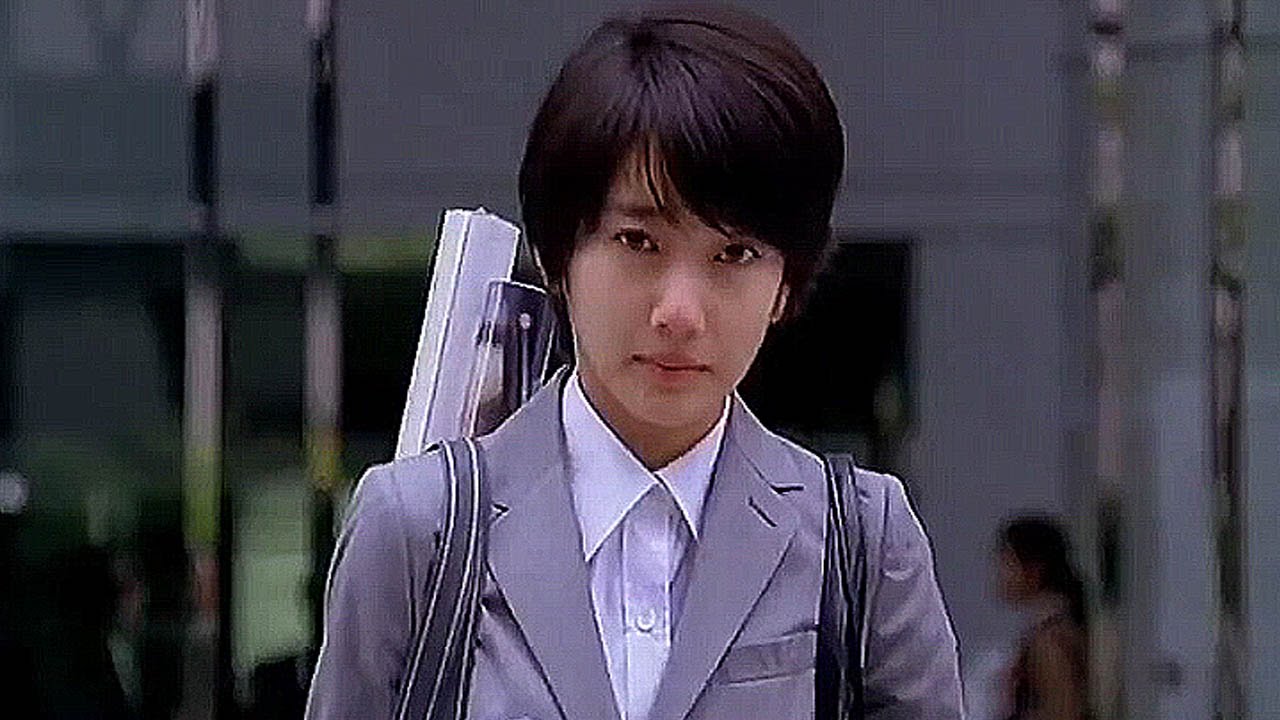 いいなCM　NTT docomo　波瑠　「BOOKストア／新社会人のきみへ」篇