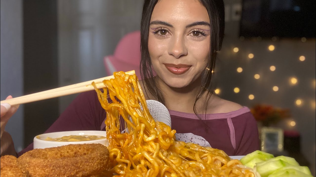 Asmr|| Spicy Ramen & Crunchy Onion Rings with Cheese Sauce Mukbang (cupped eating sounds)