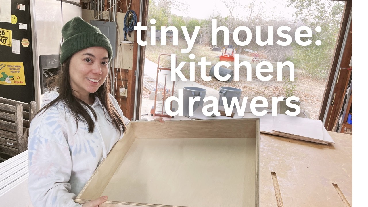 Building my tiny house: kitchen drawers