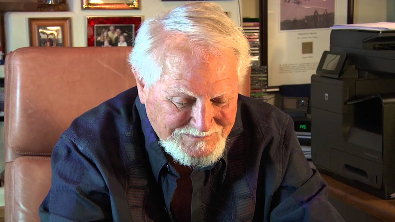 Clive Cussler