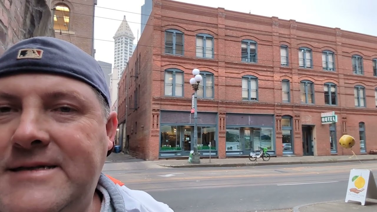 Klondike Gold Rush - Seattle, WA (Macroeconomics and US History since 1877)