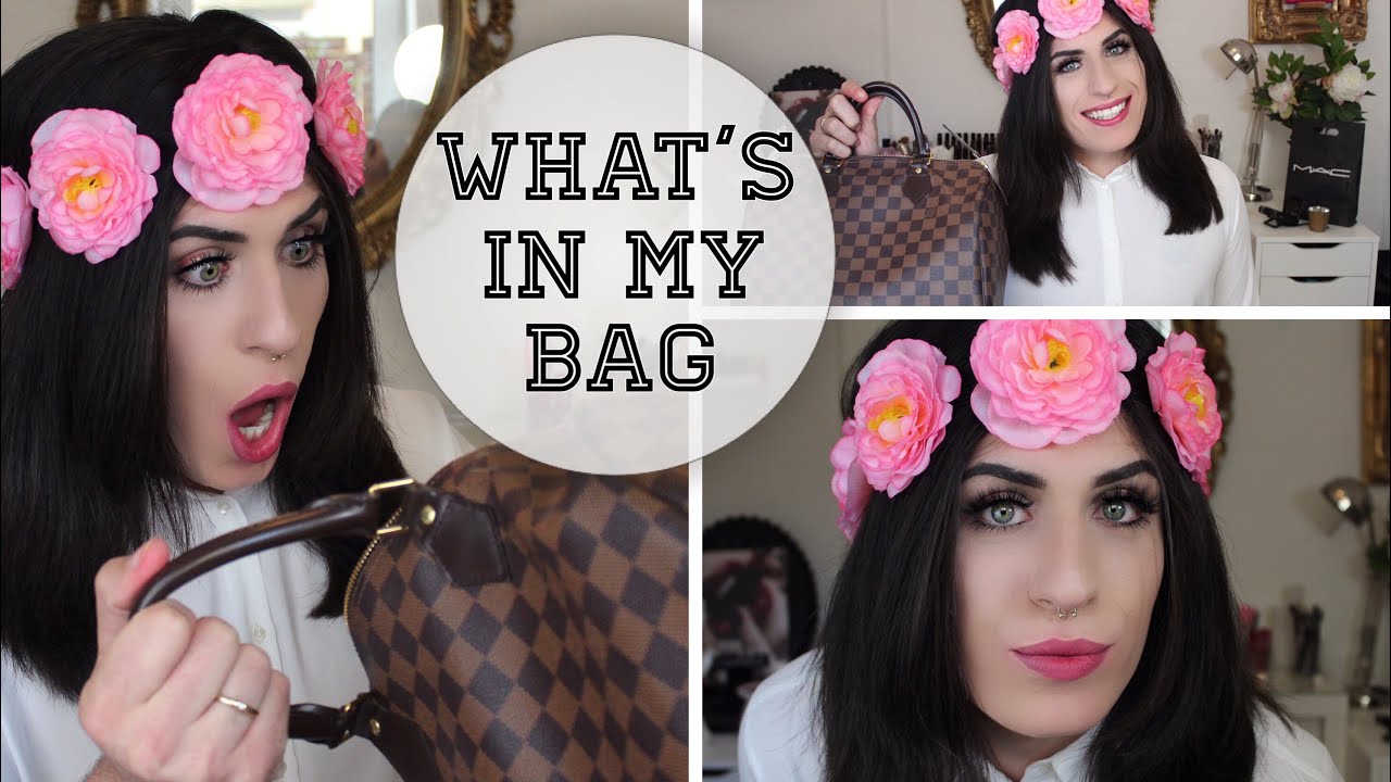 What's in my bag?!