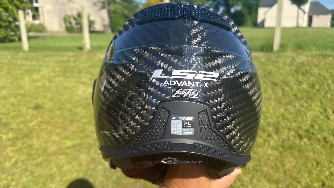 Шлем LS2 Advant X Carbon.