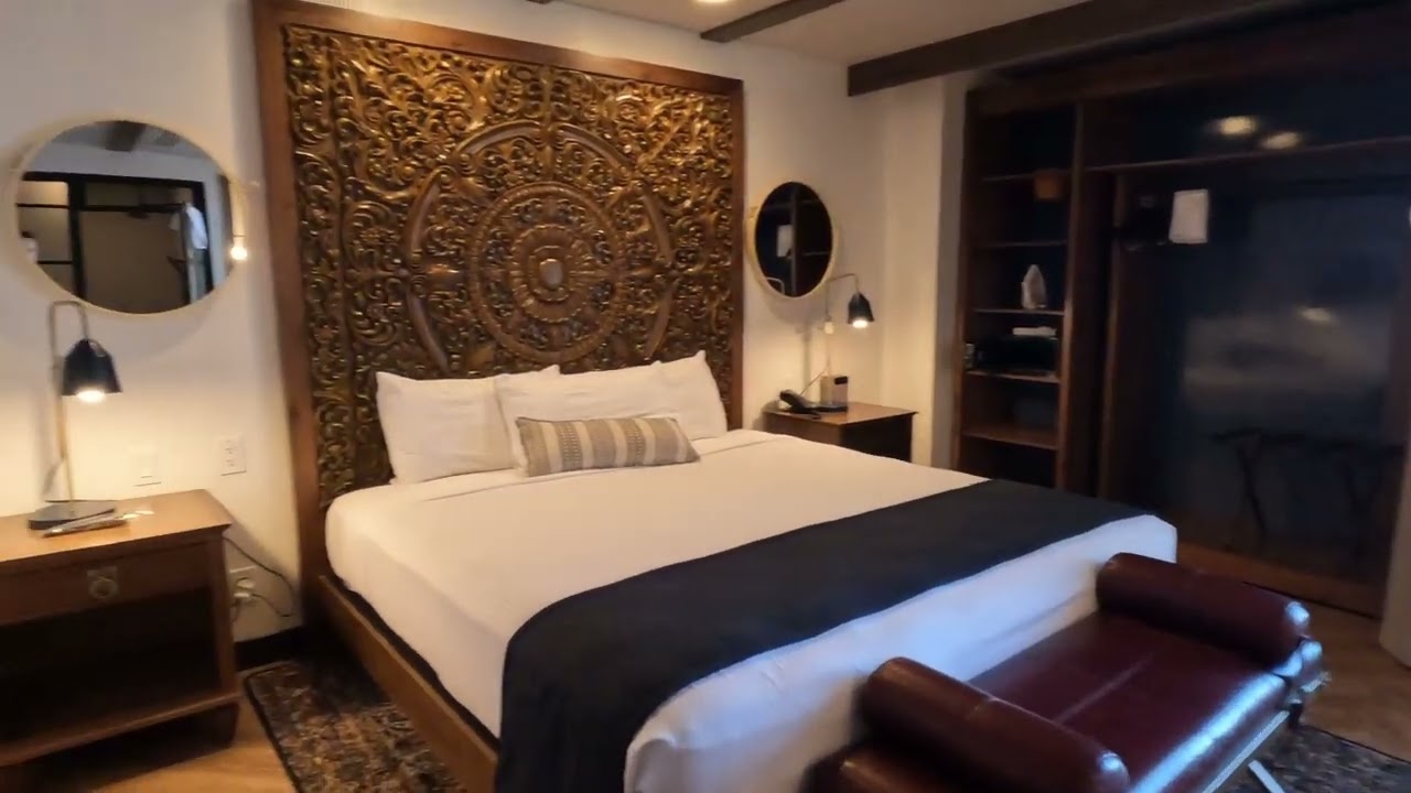 El Cortez Premium Tower Suite