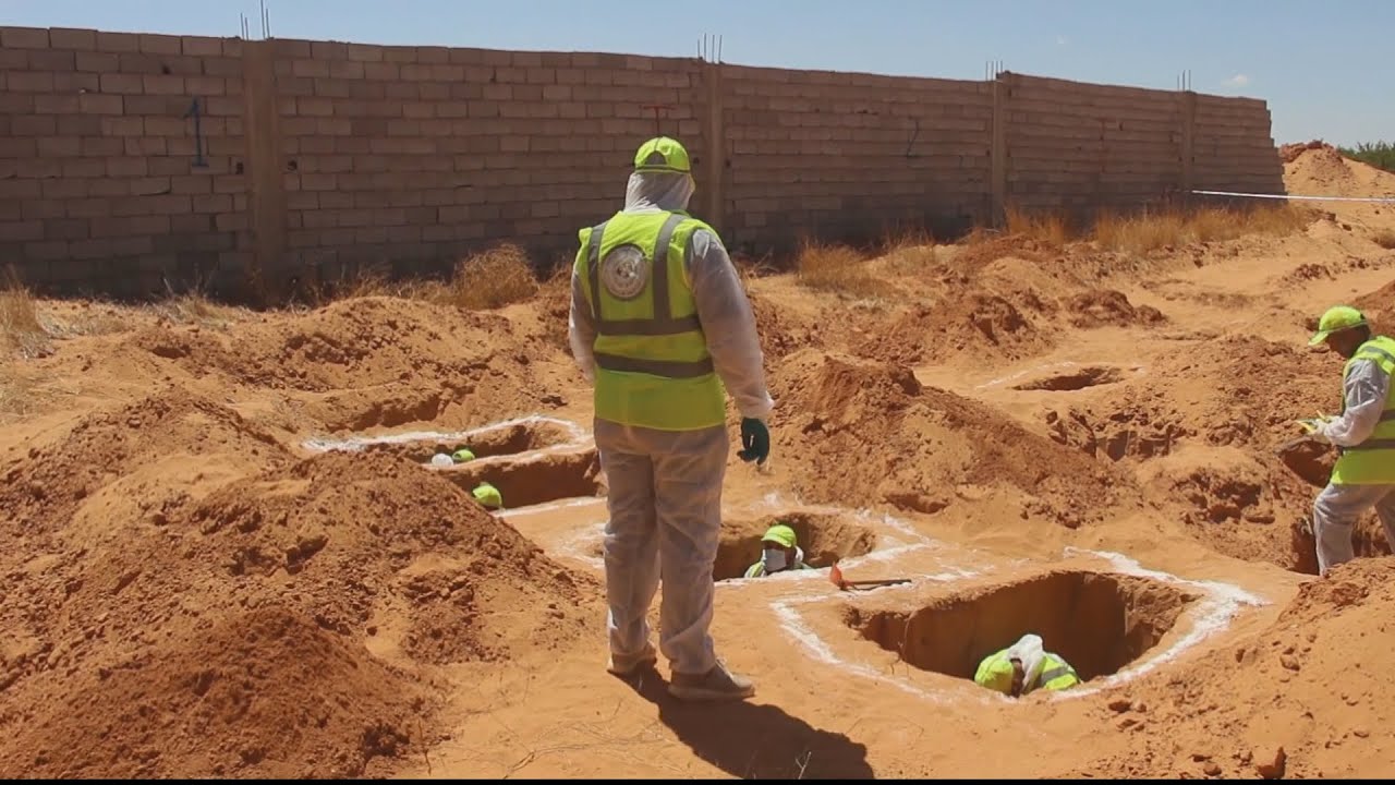 سجون حفتر في ترهونة.. زنازين ضيقة تشتعل فوقها النار 🇱🇾