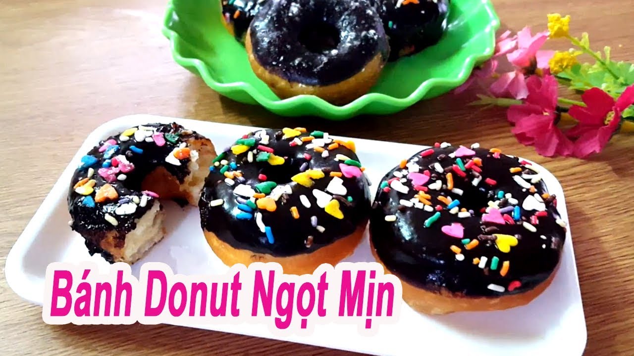 Cách Làm Bánh Donut Đơn Giản Ngon Miệng | Góc Bếp Nhỏ