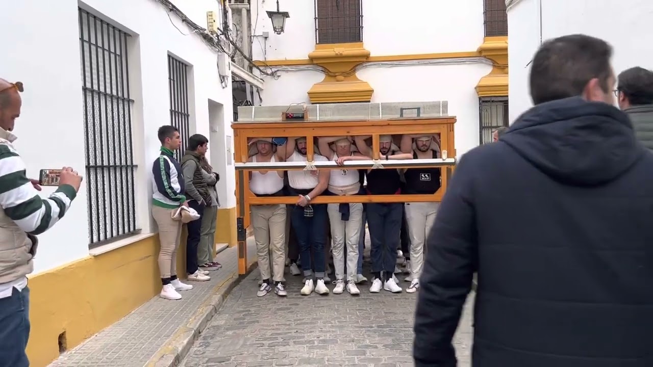 2023. Virgen de la Paz. Ensayo