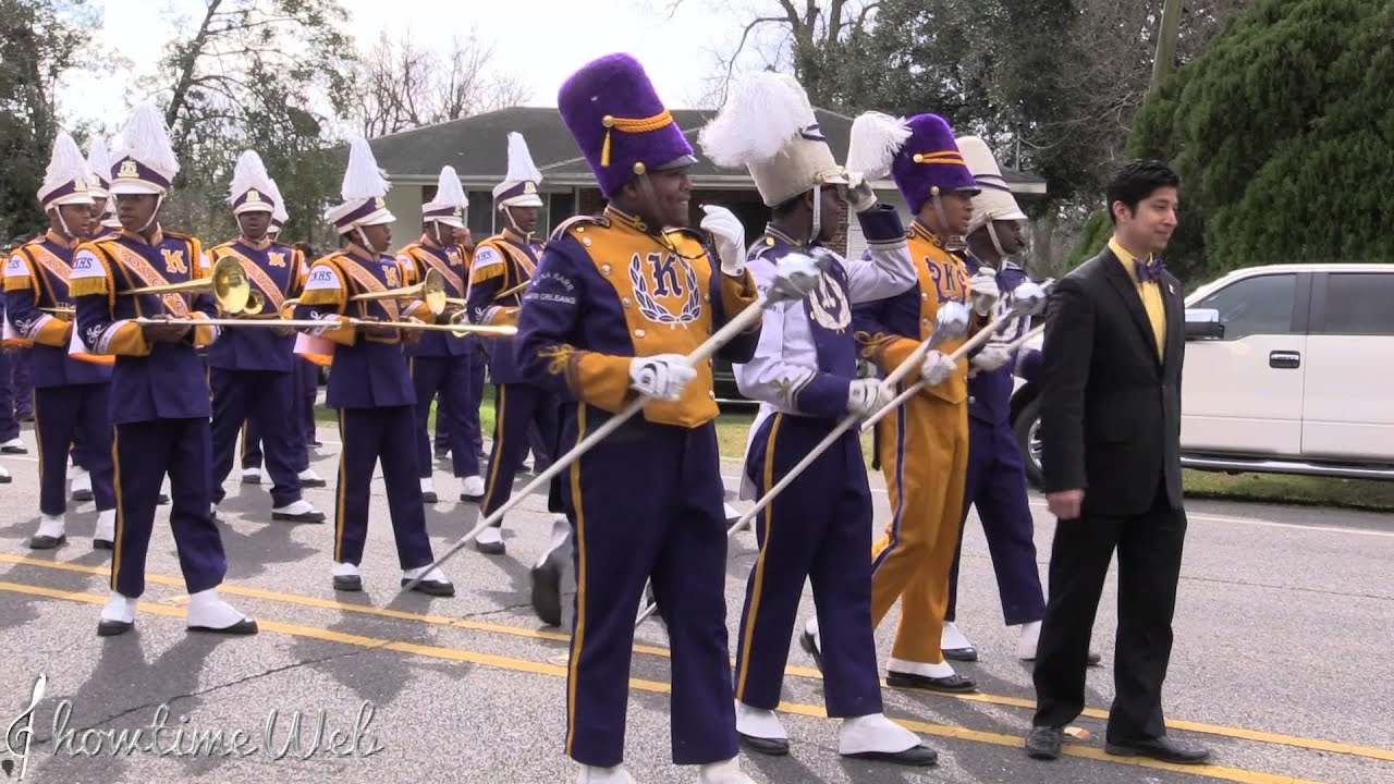 Edna Karr High Band  - 2016 NOMTOC Mardi Gras Parade