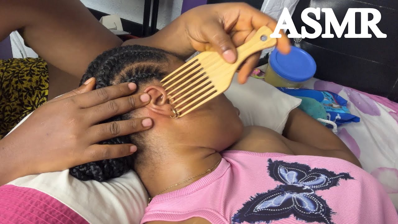 ASMR✨SATISFYING EAR COMBING AND CLEANING 