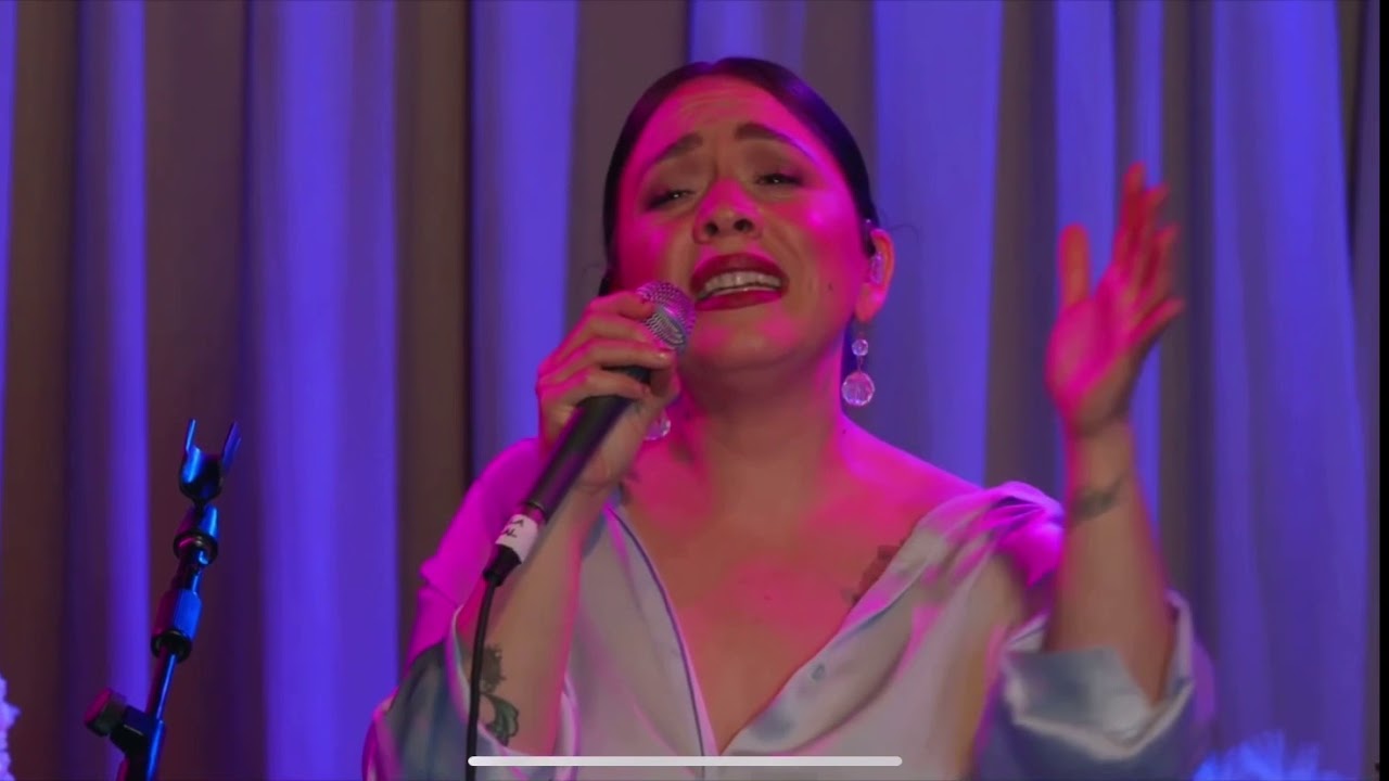 Compartir Carla Morrison Live Stream