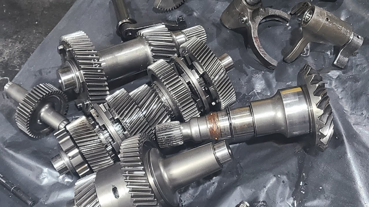 Speed utv transmission disassembling @whalensspeed @superbikemech5788 @UAE-UTV 