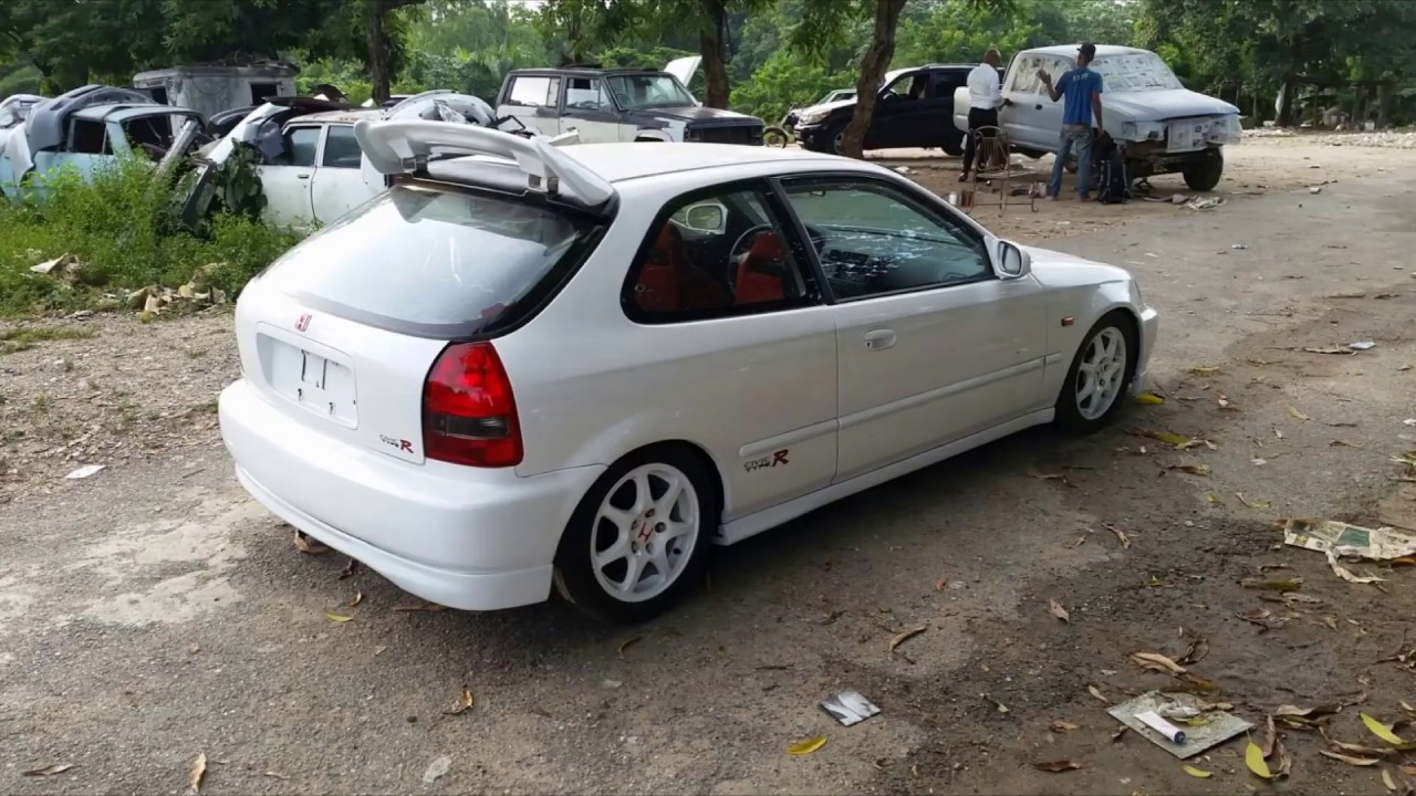 BUILDING MY CIVIC EK3 TO EK9 IN 10 MINUTES!
