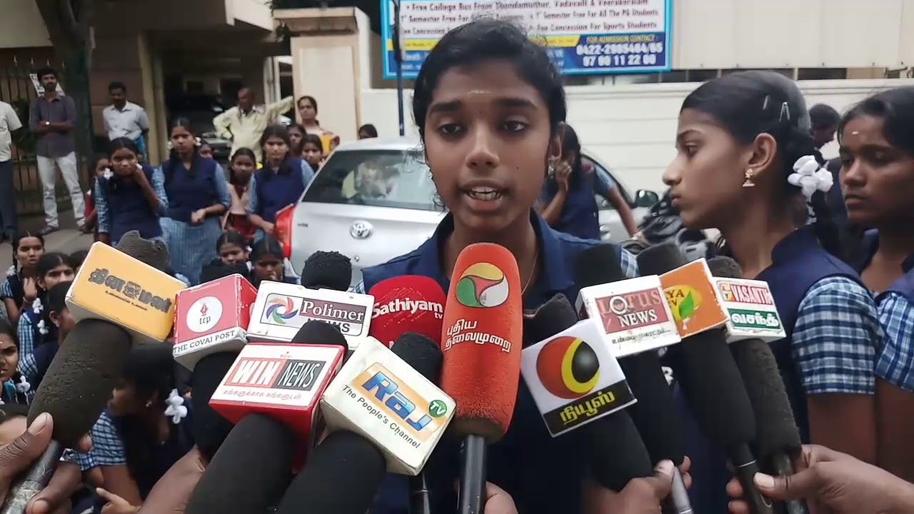 RS.Puram Government School Girls Protests against Headmistress