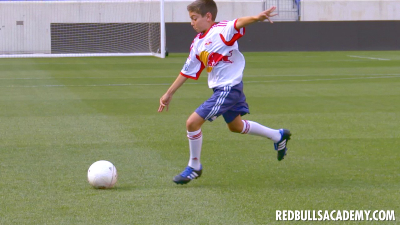 Passing - Lofted Pass - (New York Red Bulls Academy)