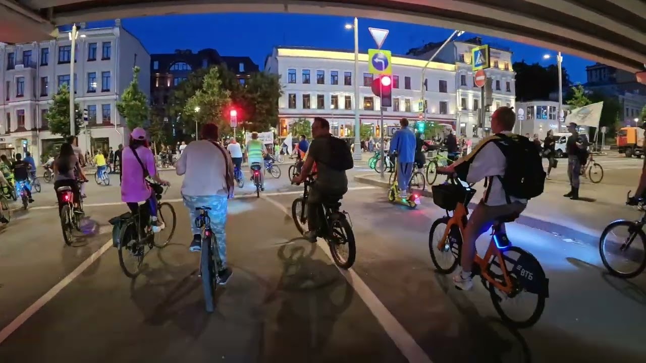 Moscow's Night Velofest. Ночной велофестиваль. Москва 2024. Первая половина маршрута