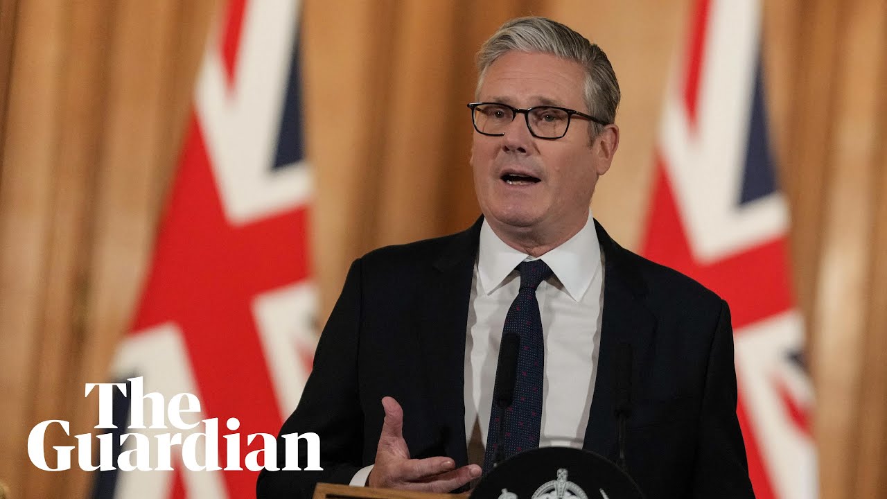 Keir Starmer to announce under-16s social media ban - watch live