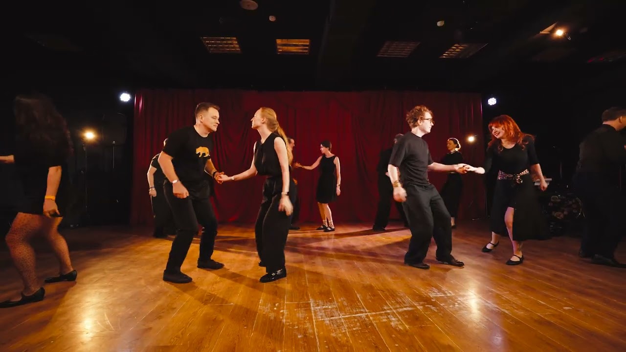 Lindy Hop группа Дмитрия Руснака и Айрин Бухиной — STS New Year 2025
