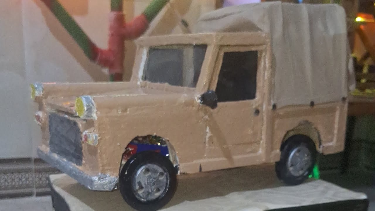 بيجو 404 بيك اب مصنوعة بالخشب تحفة فنية