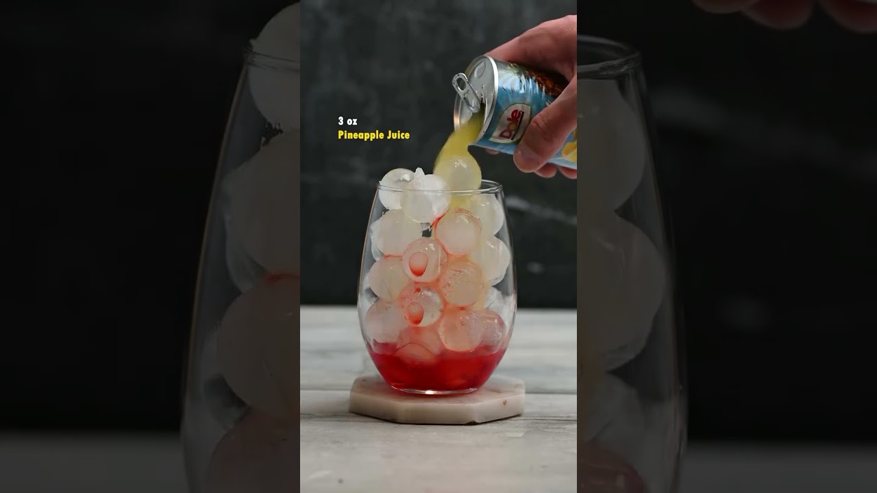 This cocktail is amazing 😋🍸