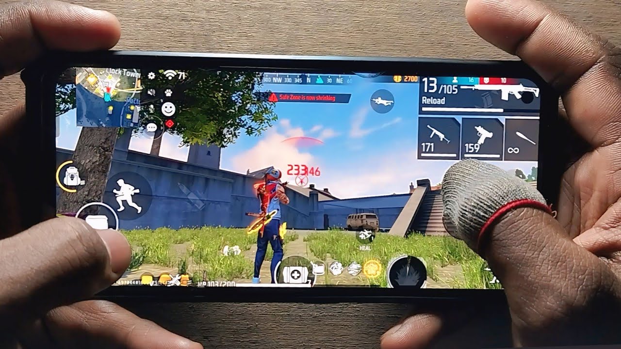 INSANE HANDCAM GAMEPLAY 😱 Fast Fingers in Free Fire 