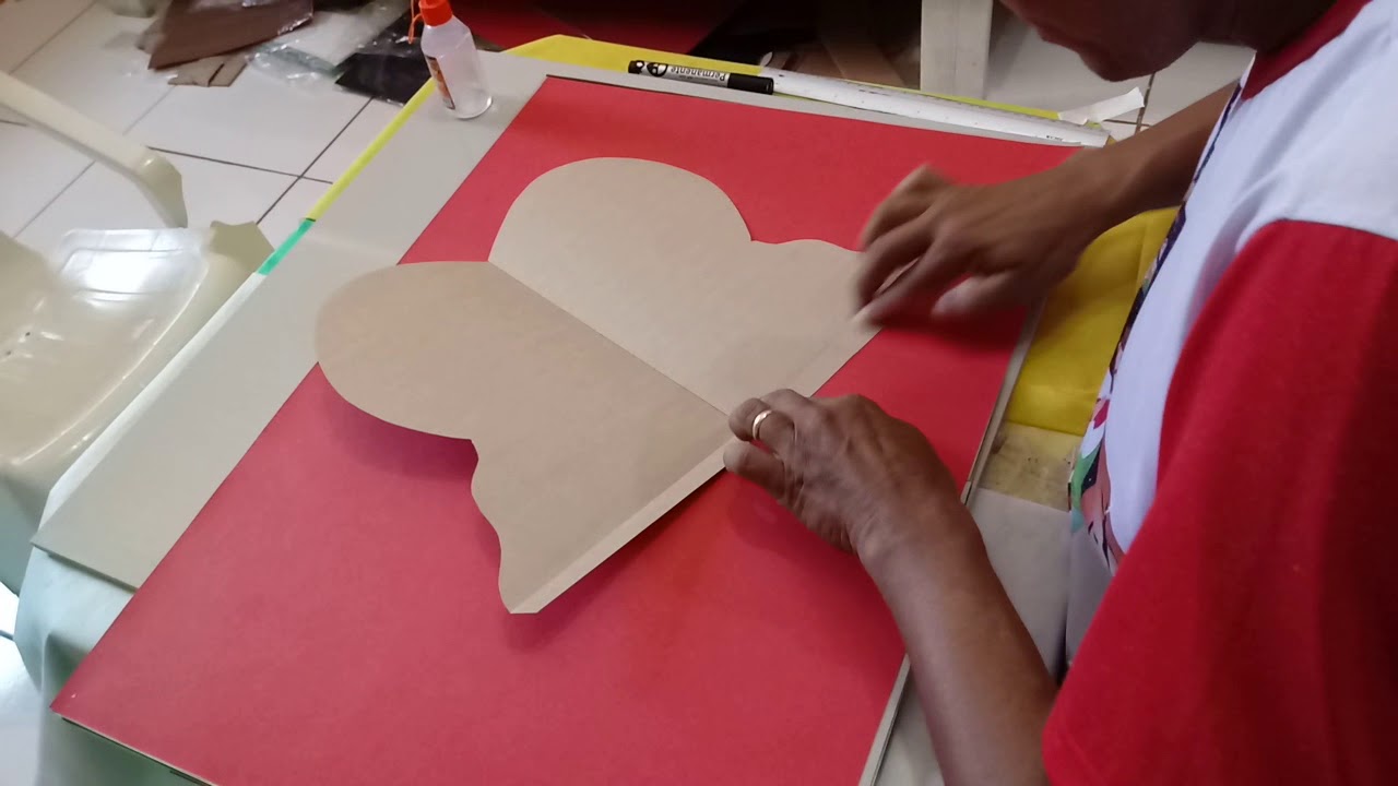 Colando as imagens do Livro Sem palavras