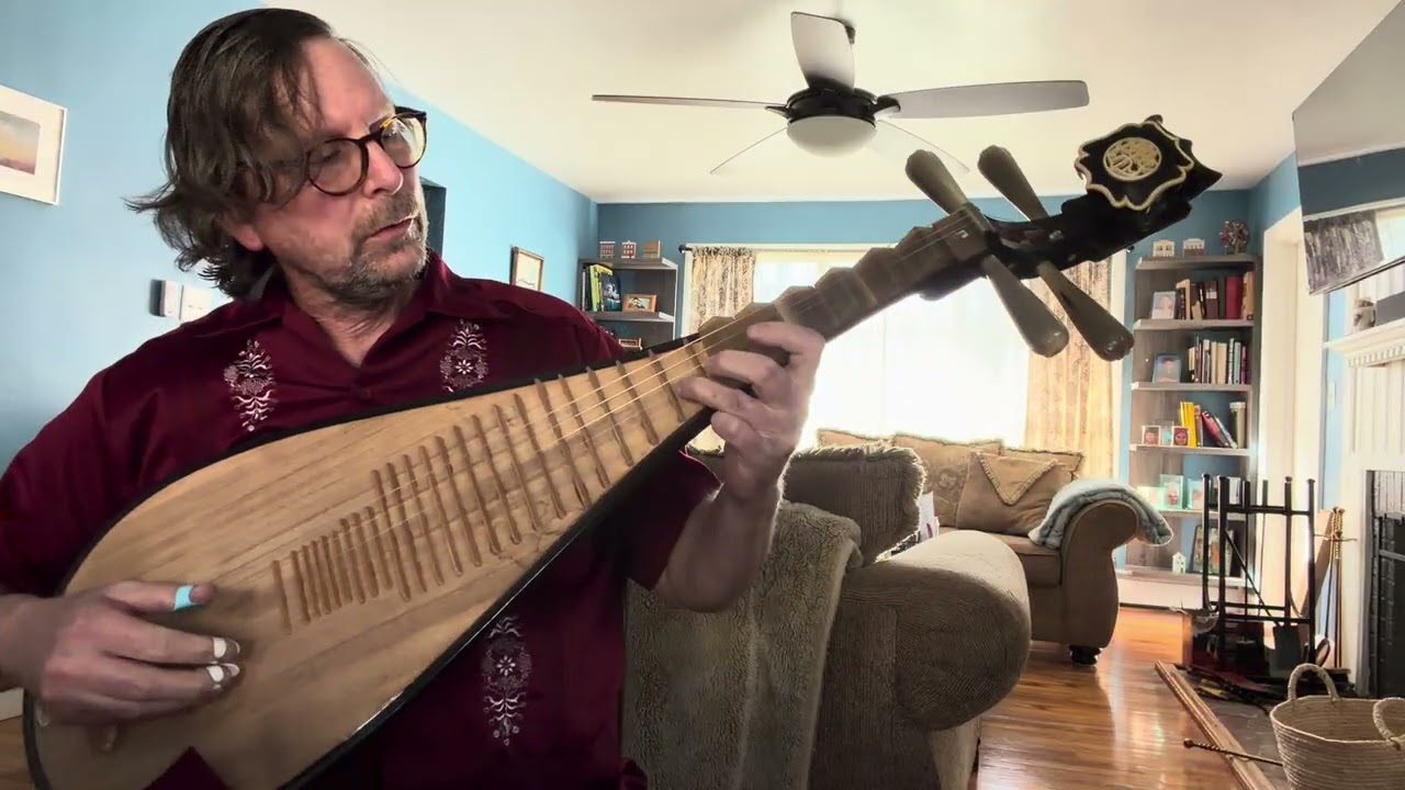 Moon River by Johnny Mercer on a Chinese pipa