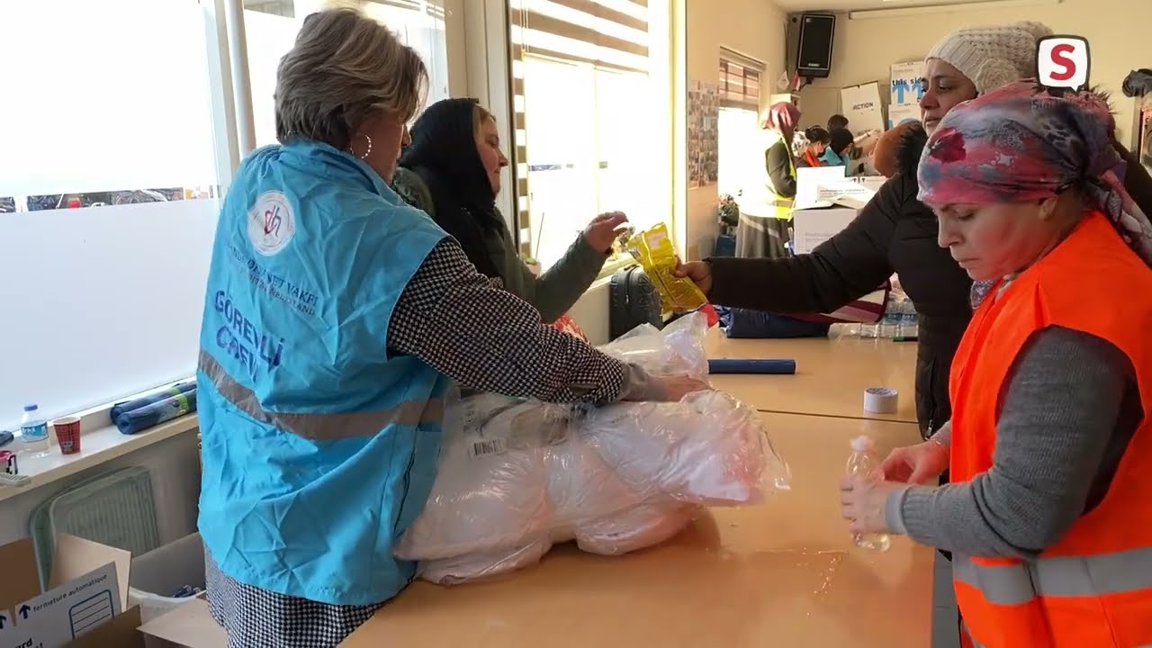 Inzamelingsactie Turkse moskee slachtoffers aardbeving (7 februari 2023)