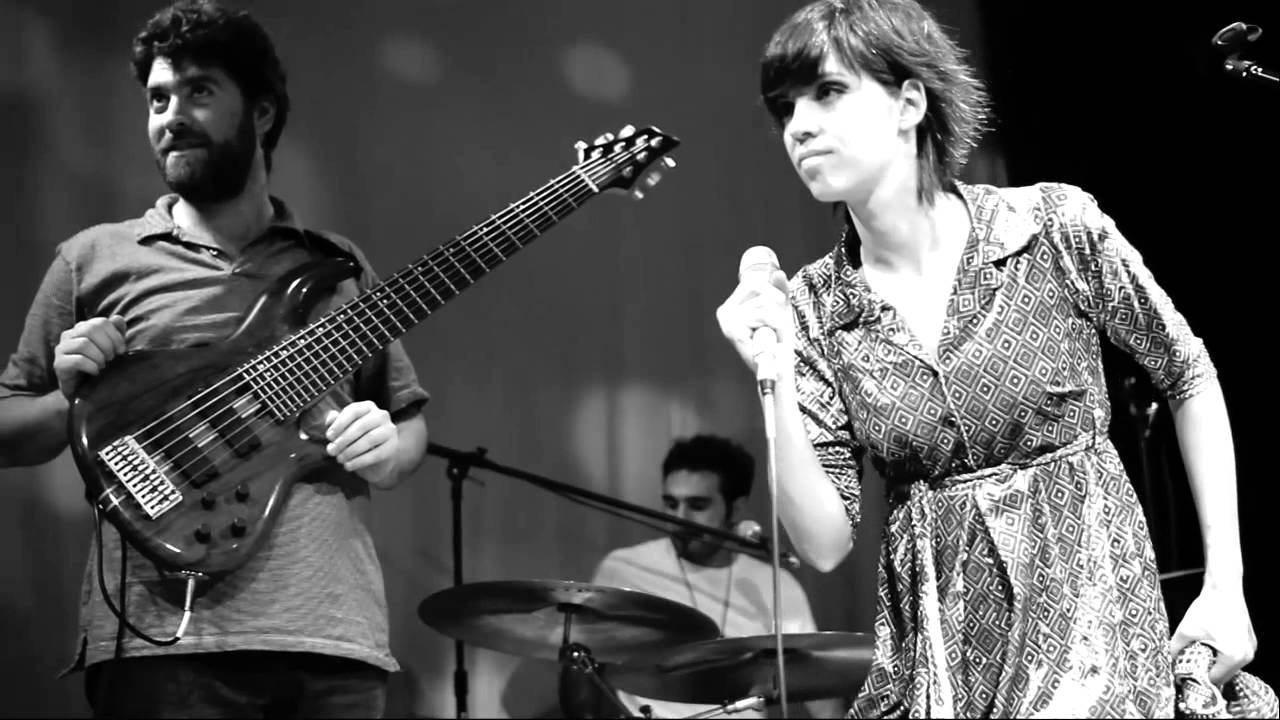 Duratierra+Awada / Sin Patrón (en vivo Teatro Mediterránea)