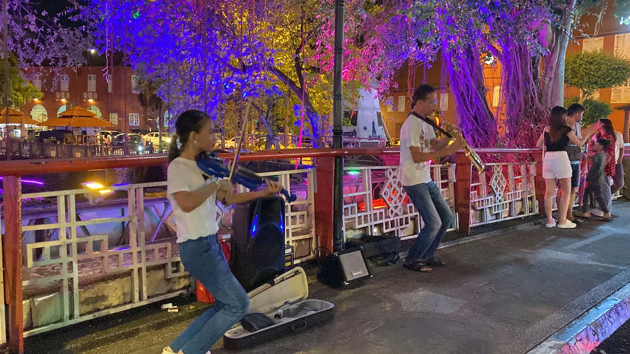 Mohabbatein Violin at Jonker Walk Melaka #violin #violinkids #violinist #malaysianviolinist
