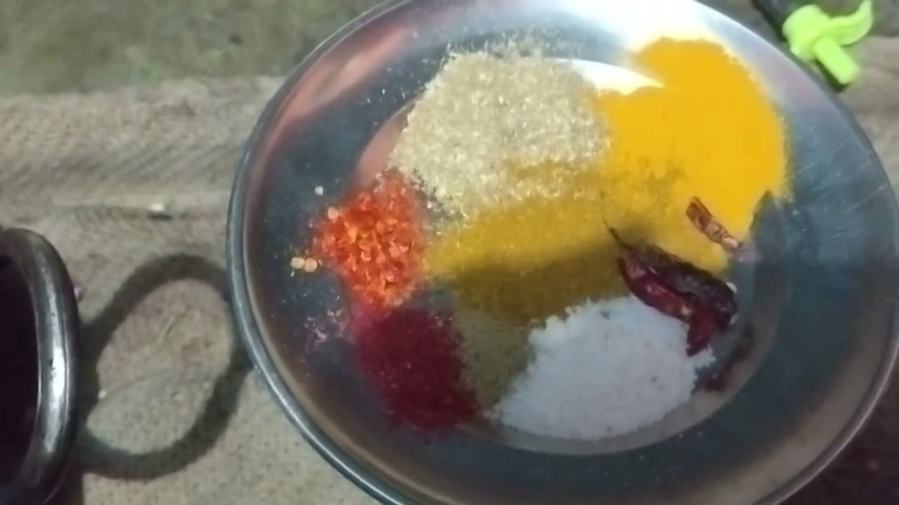 बथुआ और मटर की ग्रेवीदार सब्जी कैसे बनाएं 