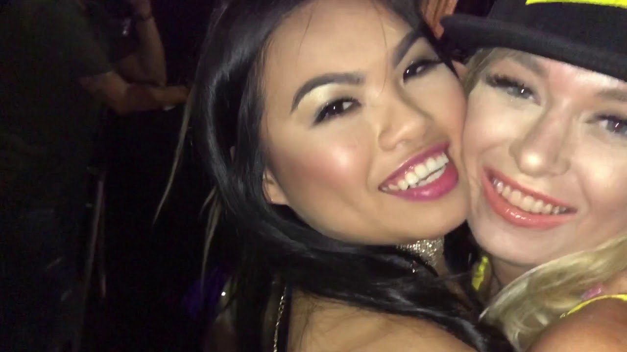CINDY STARFALL VISITS MIAMI