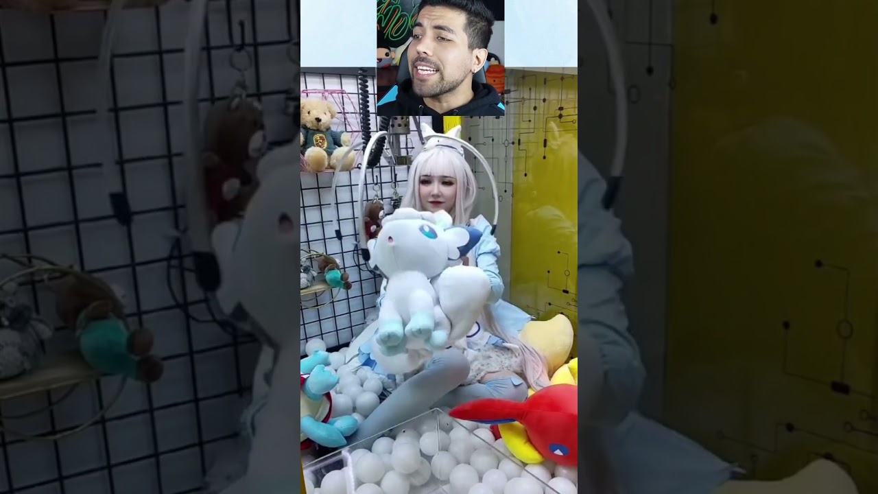 La mejor m&aacute;quina de garra del mundo 😂 #arcademachine  #maquinadegarra  #maquinadepeluches
