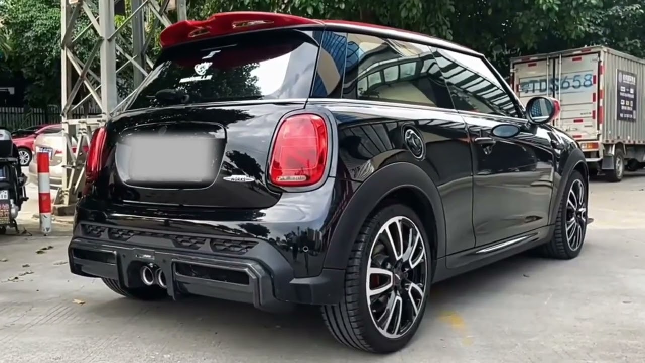 BMW Mini JCW Carbon fiber surrounding modification and upgrade！