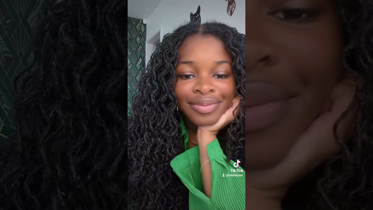 Using Beyonc&eacute;'s C&eacute;cred hair products on my Sisterlocks! #sisterlocks #cecred #locs #microlocs