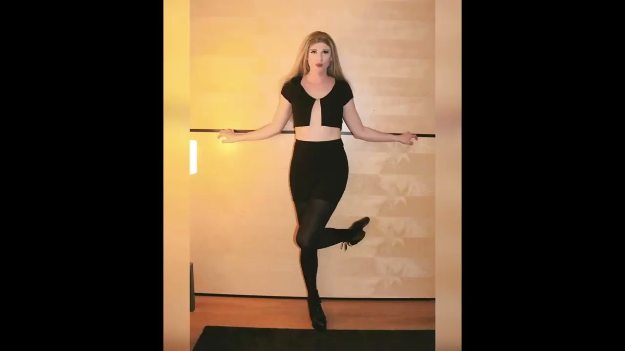 A Crossdresser's Artistic Vision | Lisa Cross