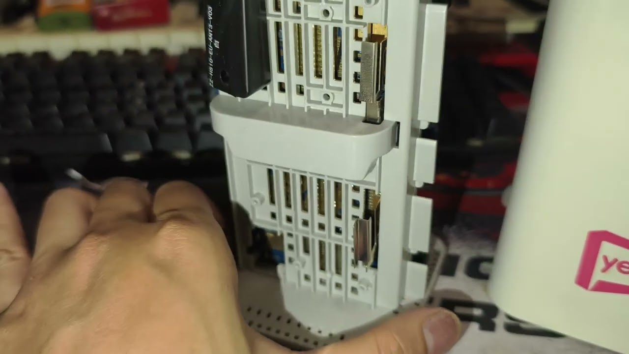 YES 5G Modem Inside