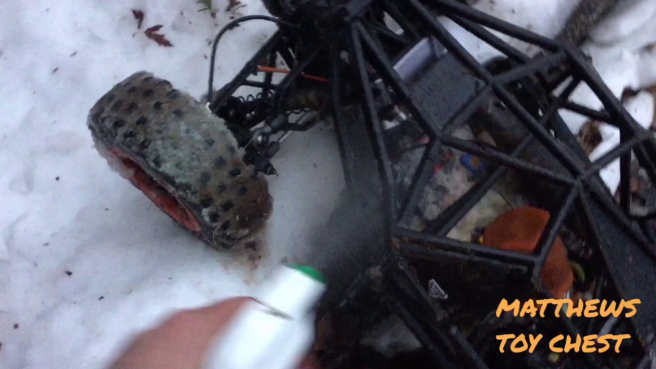 HPI BAJA 5SC IN THE SNOW ❄️ WITH PADDLES PLUS HOW I CLEAN 🛁MY TRUCKS 👍👍❄️❄️❄️❄️⛽️🔥🔥