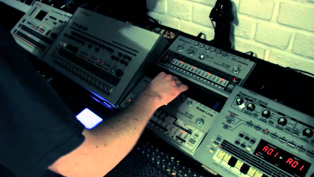 Acid Jam Session 01 (TB-303, TR-909, TR-707, TR-606)