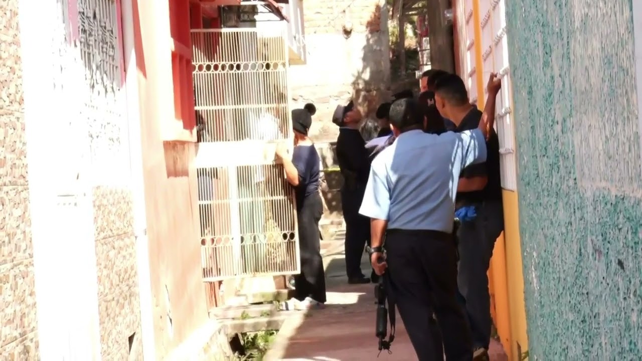 Le quitan la vida a una mujer en la colonia Los Girasoles de la capital