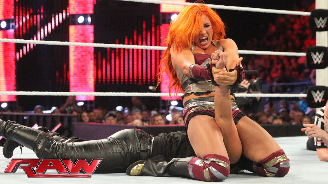 Becky Lynch vs. Tamina: Raw, Aug. 17, 2015