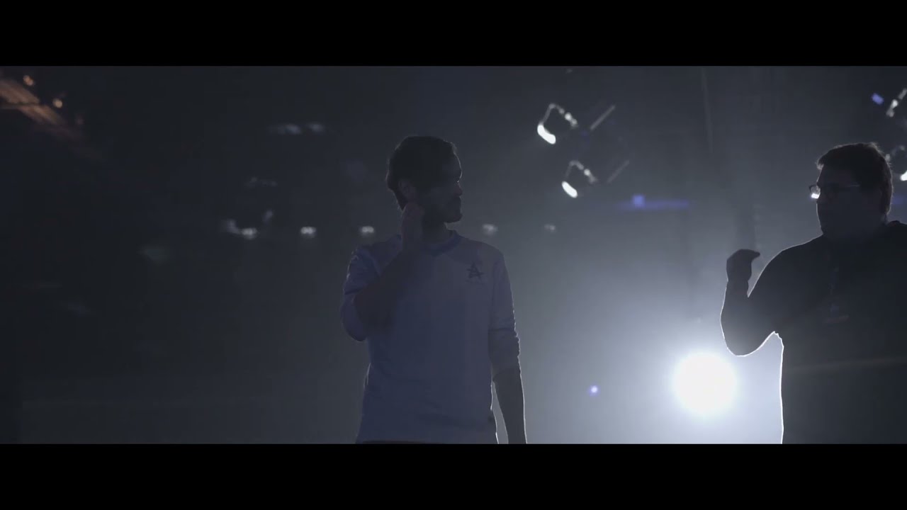 SIX_MO - Тлеет