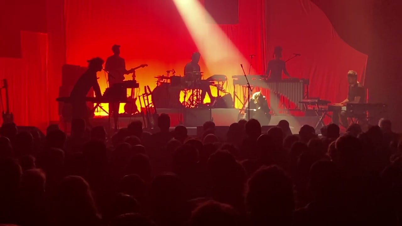 BERTRAND BELIN - De corps et d'esprit & La comédie - Live @ coopérative de Mai Clermont-Ferrand 2022