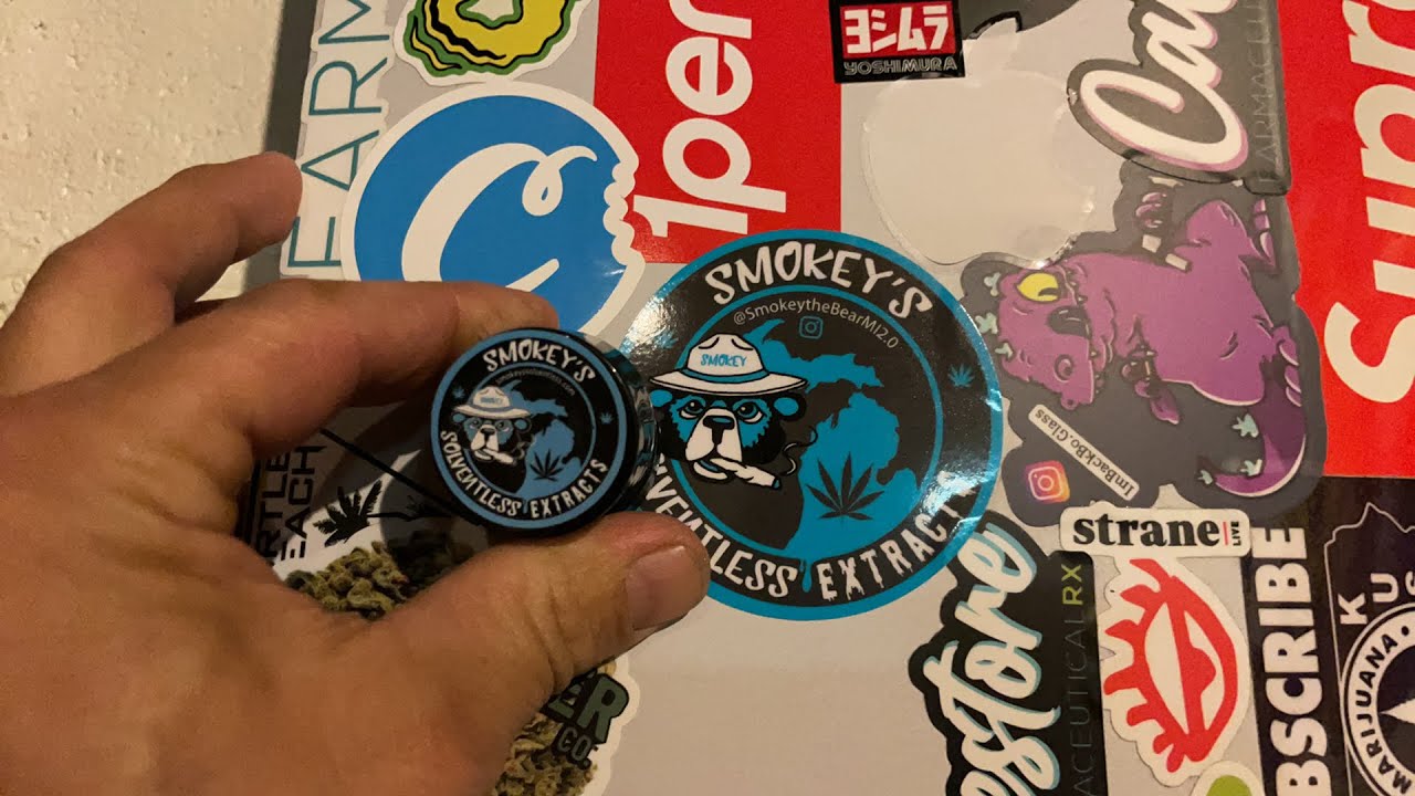 Hash rosin SMOKEYS SOLVENTLESS EXTRACTS