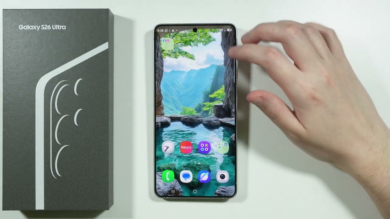 Samsung Galaxy S26 Ultra: Как создать папки на главном экране