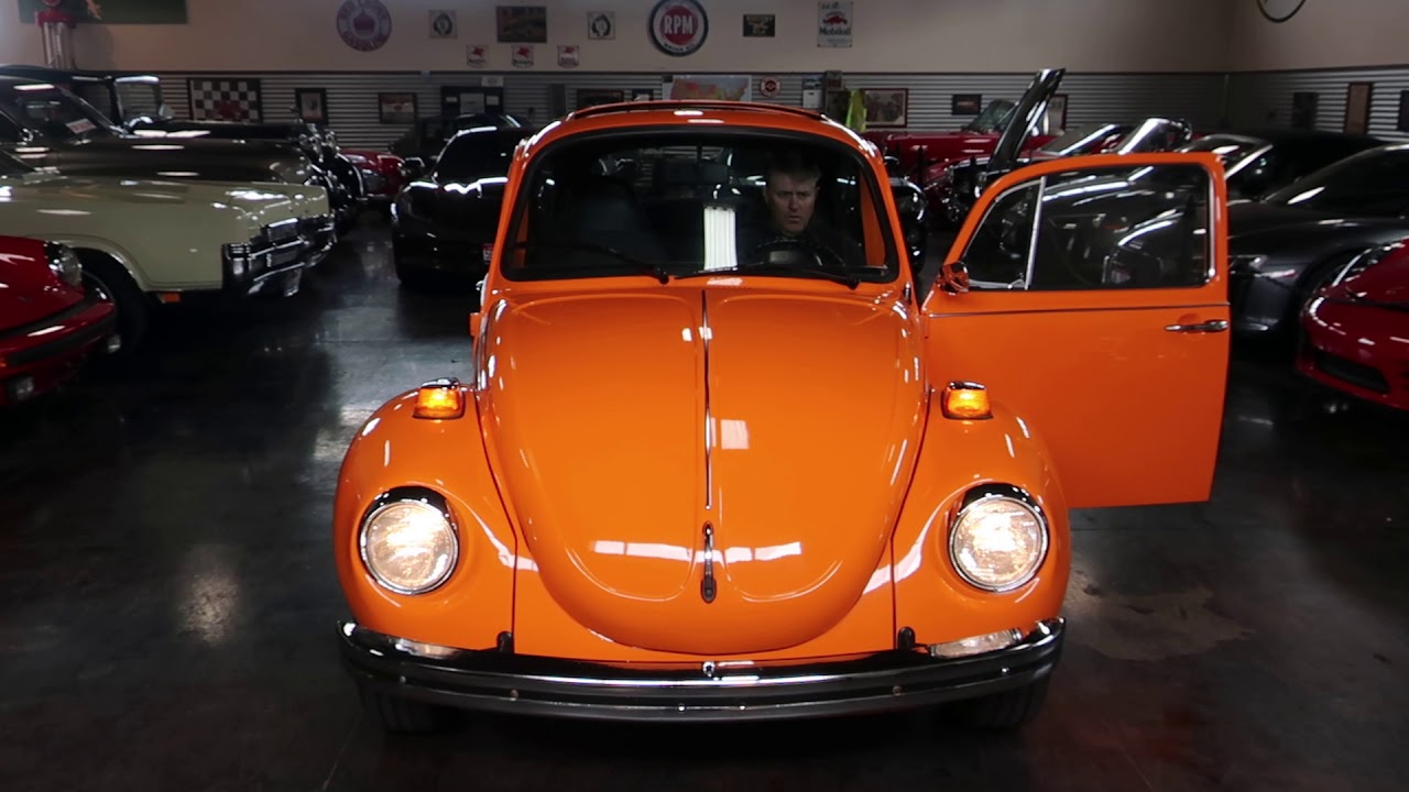 1973 Volkswagen Super Beetle at the Sun Valley Auto Club