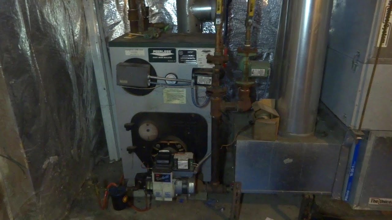 BECKETT OIL BURNER WITH 2 PIPE SYSTEM ANNUAL SERVICE