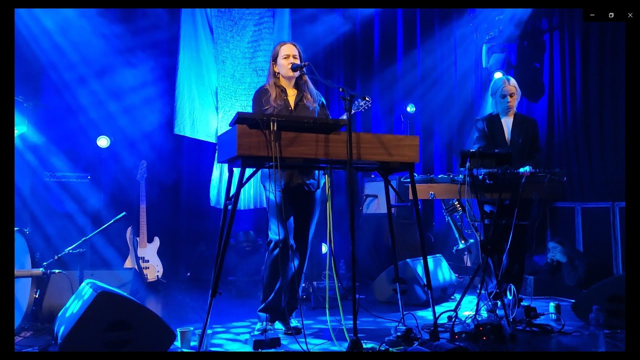 Alice Boman - I wish we had more time / Maybe, Paradiso bovenzaal, Amsterdam, February 19, 2023