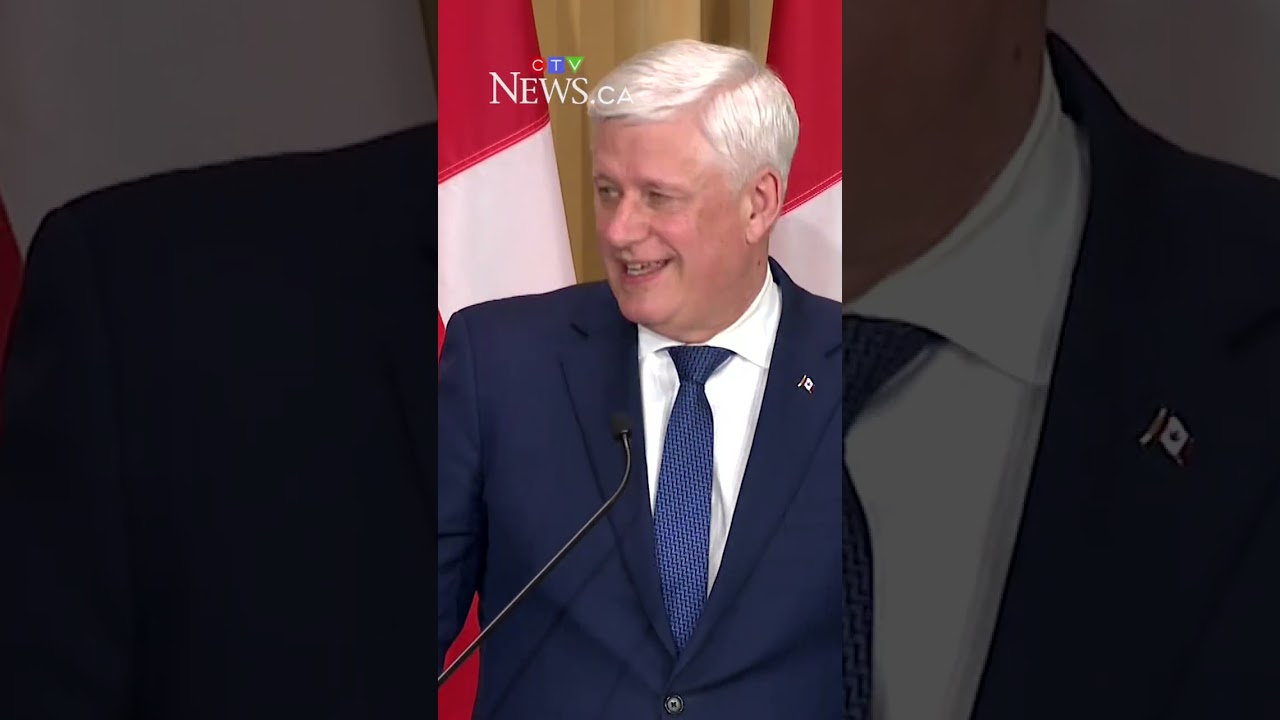 Stephen Harper's official portrait unveiled
