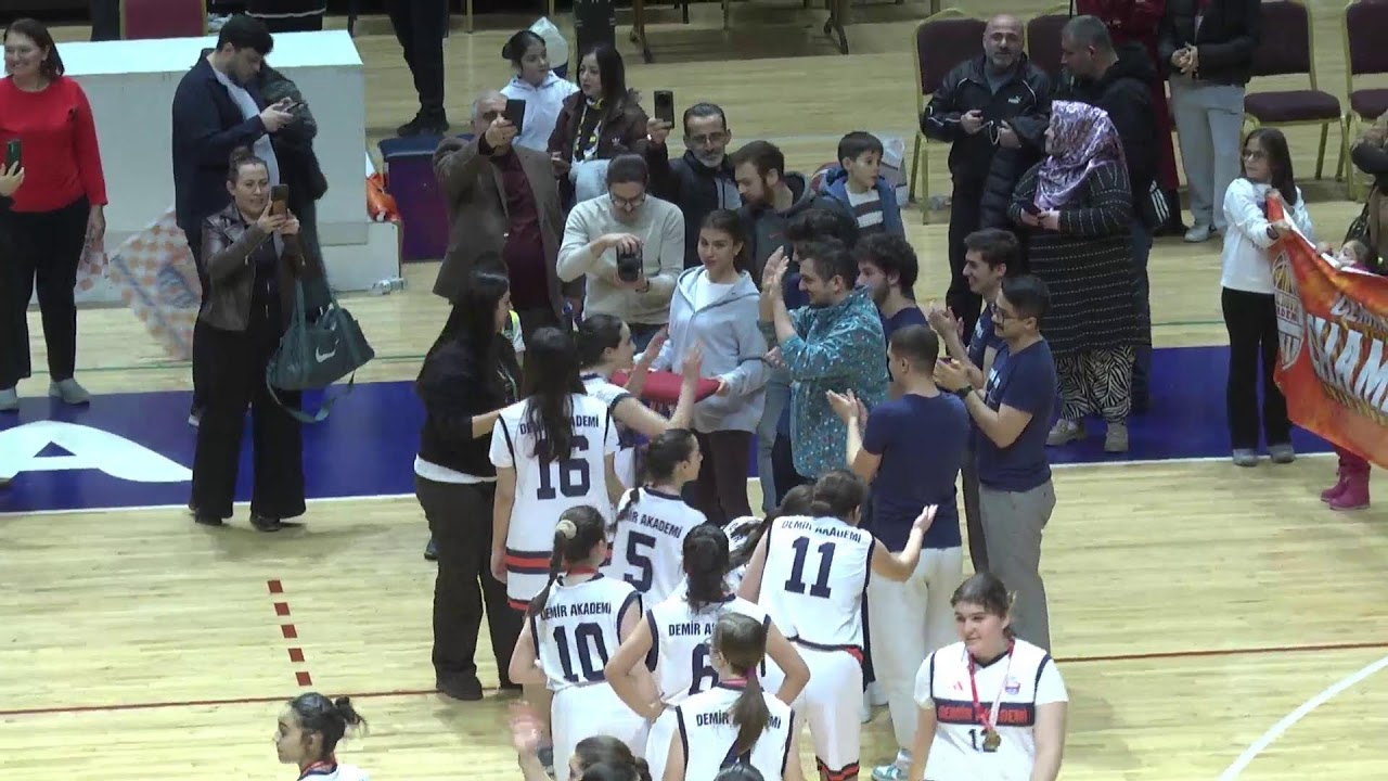 DEMİR AKADEMİ - ARENA BASKETBOL (U14 KIZLAR)